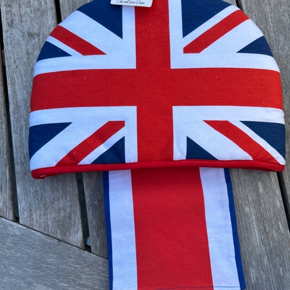 Union Jack Tea Cosy and Tea Towel - Picture 2 of 3